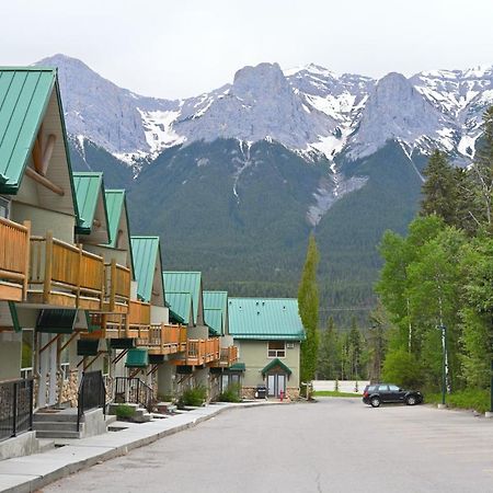 Banff Woods Lodge Canmore Eksteriør bilde
