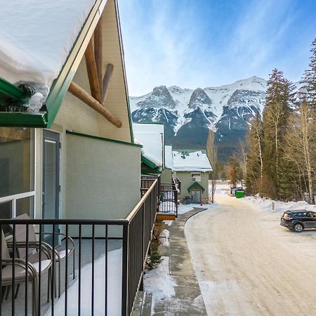 Banff Woods Lodge Canmore Eksteriør bilde