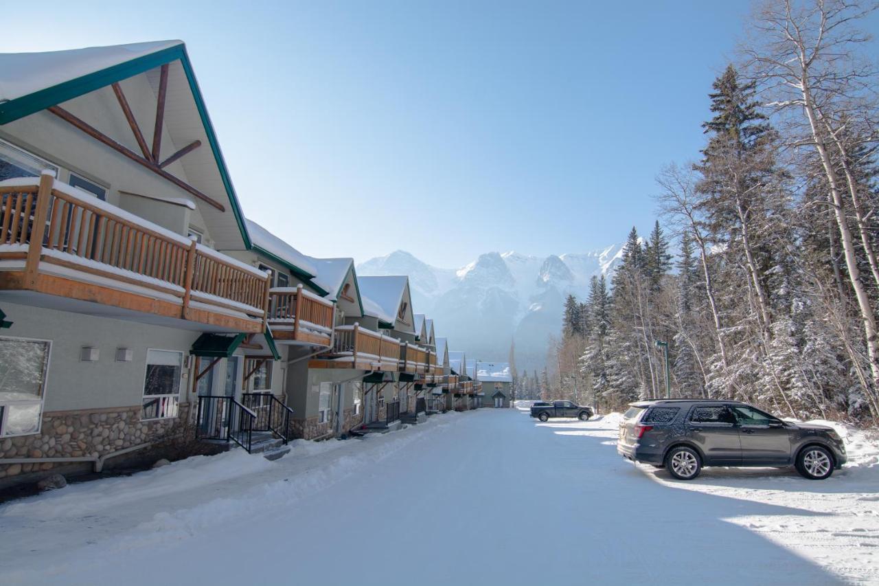 Banff Woods Lodge Canmore Eksteriør bilde