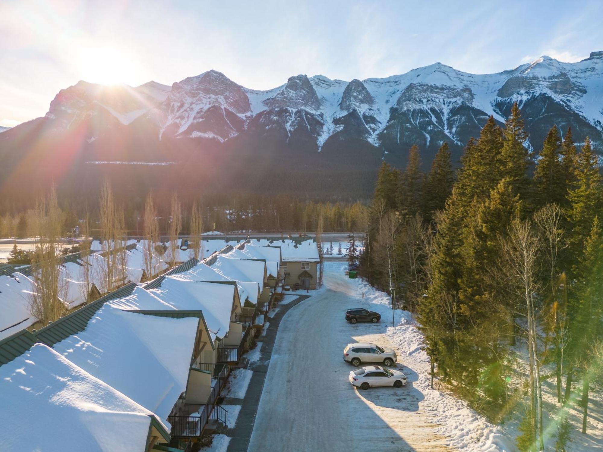Banff Woods Lodge Canmore Eksteriør bilde
